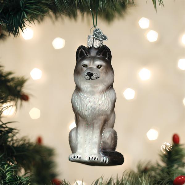 New!! Sitting Wolf Ornament